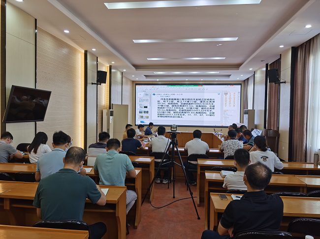會(huì)議現(xiàn)場(chǎng)。林磊 攝（修圖）.jpg